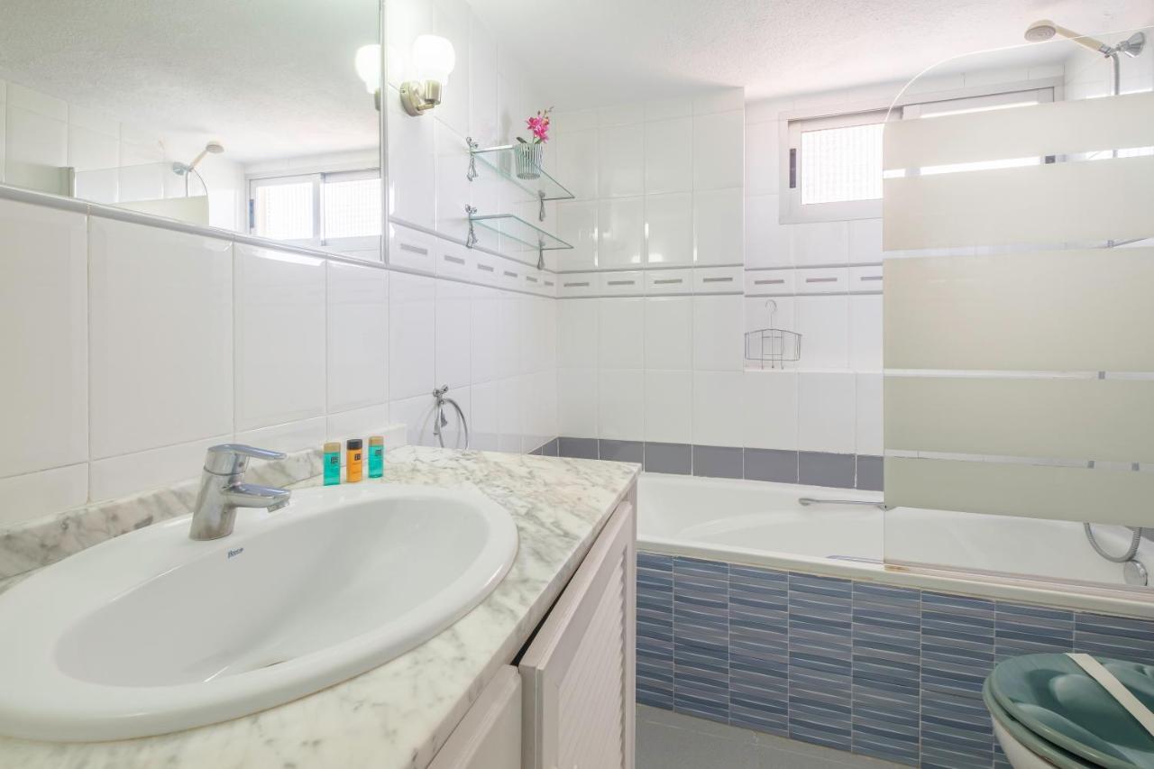 Apartamento En Benidorm A 1A Linea Del Mar Exterior foto